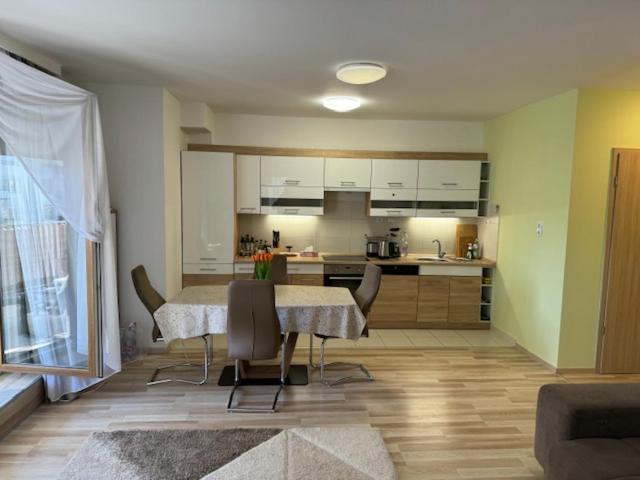 Luxury Cordia Apartment With Free Parking Budapest Exterior photo