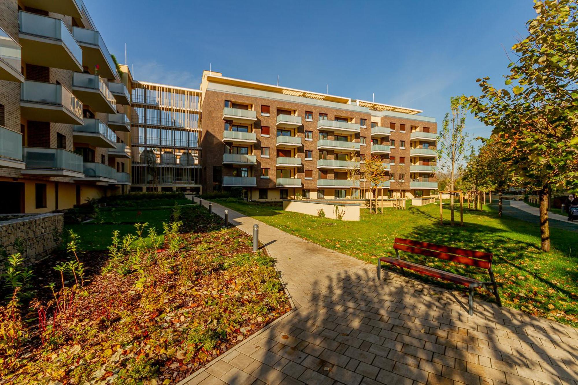 Luxury Cordia Apartment With Free Parking Budapest Exterior photo